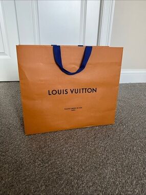 Louis Vuitton shopping bag- Small